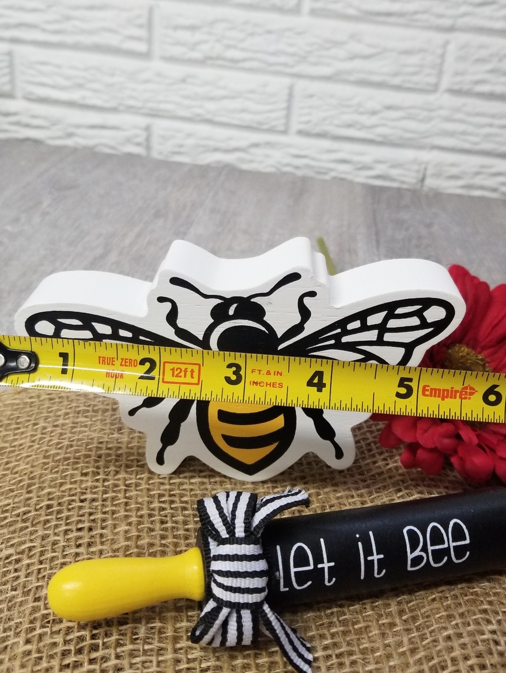 Bumblebee Themed Decor - Picture 5 of 6